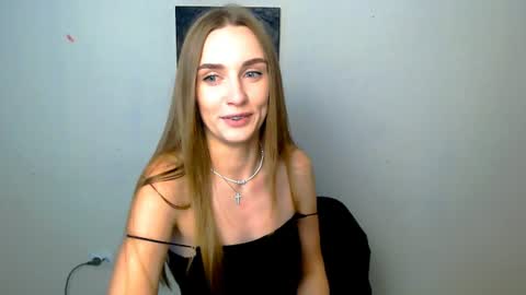 Snapshot of miss_angelina_ chatting on 07.29.26 Angelina online show from 07.29.26