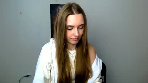Snapshot of miss_angelina_ chatting on 07.30.26 Angelina online show from 07.30.26
