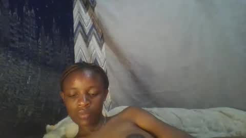 Snapshot of miss_belllo chatting on 03.03.25 miss_belllo online show from 03.03.25