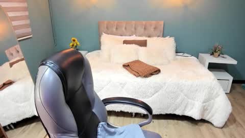 Cataleya online show from 10.25.25