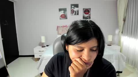 Snapshot of miss_cataleya__ chatting on 04.18.26 Cataleya online show from 04.18.26