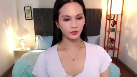 Chin Row online show from 12.11.24