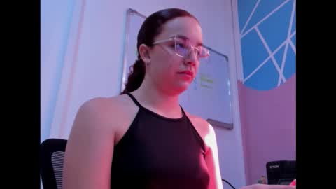 miss_dior1 online show from 02.20.26