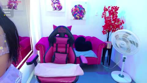 Melanie online show from 04.08.26