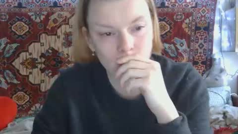Snapshot of miss_elistia_ chatting on 04.29.26 Elis online show from 04.29.26