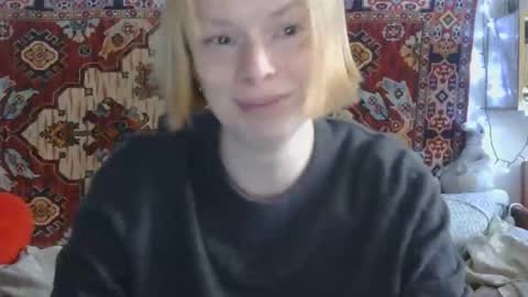 Snapshot of miss_elistia_ chatting on 05.04.26 Elis online show from 05.04.26