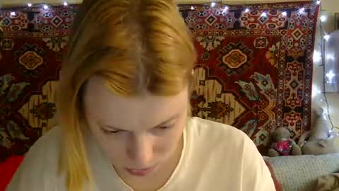 Snapshot of miss_elistia_ chatting on 06.23.26 Elis online show from 06.23.26