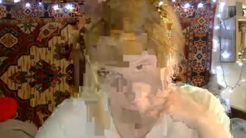 Snapshot of miss_elistia_ chatting on 07.20.26 Elis online show from 07.20.26