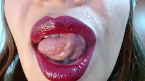 Miss Evoleth online show from 02.18.26