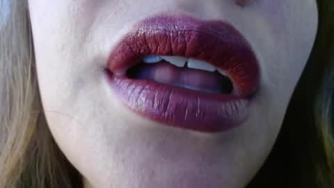 Miss Evoleth online show from 04.07.26