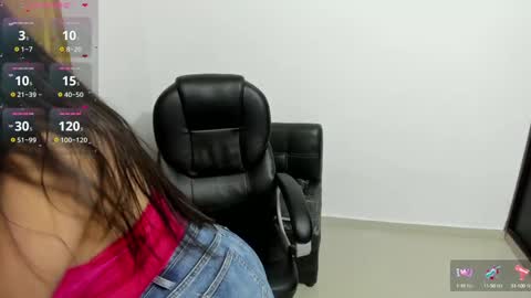 Snapshot of miss_eylens chatting on 03.04.25 miss_eylens online show from 03.04.25