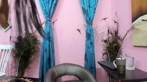 Monica Patricia online show from 10.01.25