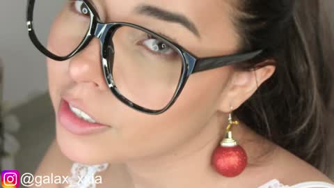  Elisabeth  IG galax xxia       online show from 12.02.24