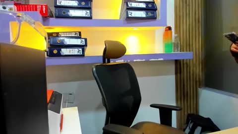 miss_horney online show from 03.17.26