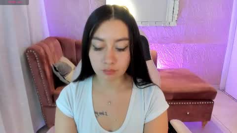 Snapshot of miss_isabella_m chatting on 06.11.26 Isabella online show from 06.11.26