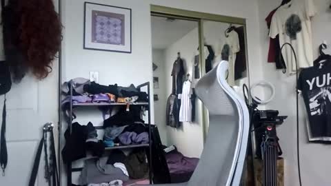 Miss Ivory online show from 02.19.26