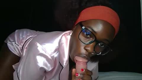 Snapshot of miss_jamilla255 chatting on 03.26.26 SensuElle WHAT I DONT SHOW HERE... YOULL ONLY SEE IN PRIVATE online show from 03.26.26