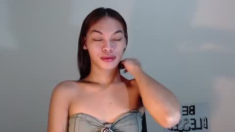 Snapshot of miss_jhes chatting on 07.18.26 Jhes online show from 07.18.26