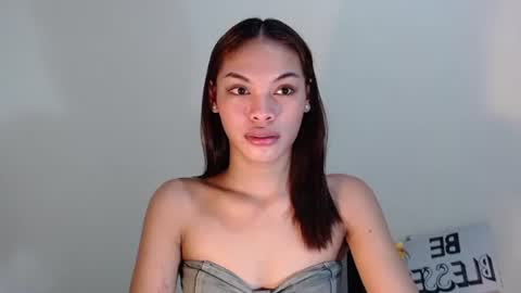 Snapshot of miss_jhes chatting on 07.24.26 Jhes online show from 07.24.26