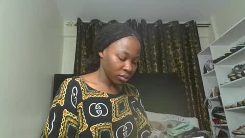 Miss Kiarrafit online show from 12.05.25