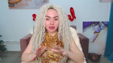 Snapshot of miss_kiten chatting on 02.26.25 miss_kiten online show from 02.26.25