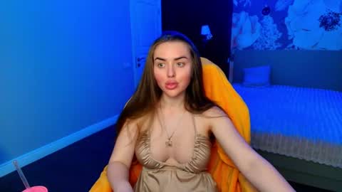 miss_kiten online show from 07.03.26
