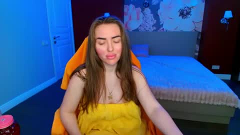 miss_kiten online show from 07.12.26