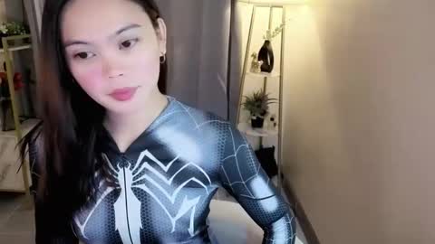 miss_kyrstyn online show from 04.18.26