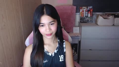 Snapshot of miss_lei18 chatting on 03.09.25 leii online show from 03.09.25