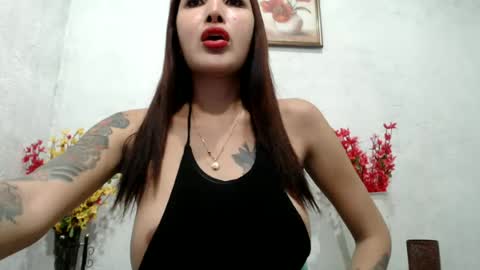 Snapshot of miss_lianslim chatting on 06.22.26 inday online show from 06.22.26