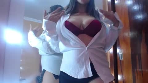 lilieth  online show from 02.11.25