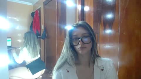 lilieth  online show from 11.05.25