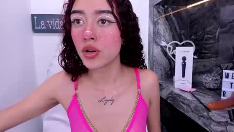 miss_lucyla online show from 03.03.25