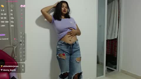 ly independent model online show from 10.14.25