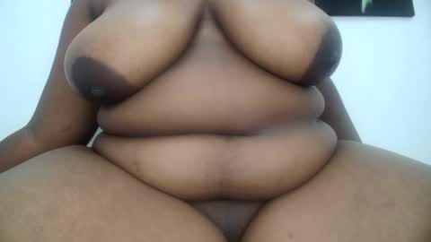 Snapshot of miss_m205 chatting on 01.07.25 miss_m205 online show from 01.07.25