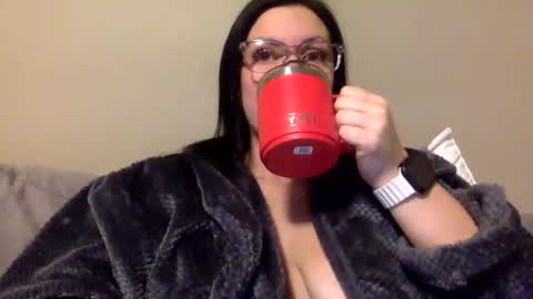 Snapshot of miss_maci_xo chatting on 02.25.25 Maci online show from 02.25.25