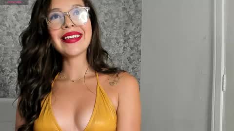 Snapshot of miss_mhelodi chatting on 04.30.26 Melody online show from 04.30.26
