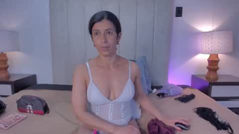 Snapshot of miss_milf_ chatting on 07.09.26 miss_milf_ online show from 07.09.26