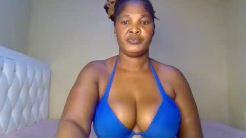 Snapshot of miss_milly1 chatting on 05.25.26 MILLY online show from 05.25.26