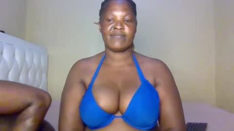 Snapshot of miss_milly1 chatting on 07.28.26 MILLY online show from 07.28.26