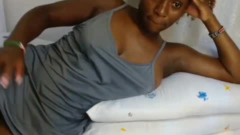 Snapshot of miss_monroee chatting on 07.15.26 monroe online show from 07.15.26