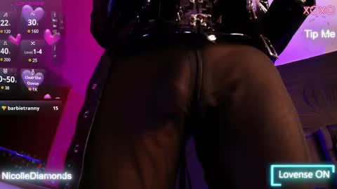 Miss Nicole online show from 03.04.25