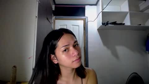 Snapshot of miss_rona_xoxo chatting on 07.25.26 Rona online show from 07.25.26