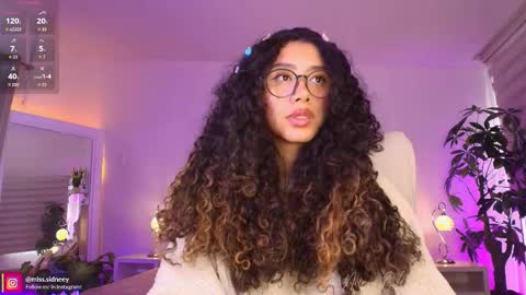 Amy Olivera online show from 11.07.25