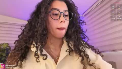 Snapshot of miss_sidney chatting on 04.21.26 Amy Olivera online show from 04.21.26