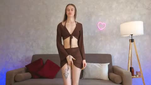 Snapshot of miss_spider chatting on 07.14.26 Spider girl Help me reach 10 likes online show from 07.14.26