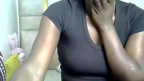 Snapshot of miss_squirty2 chatting on 06.08.26 jasmine online show from 06.08.26
