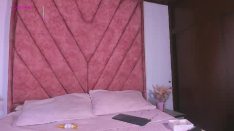 miss_sunnyy online show from 04.14.26