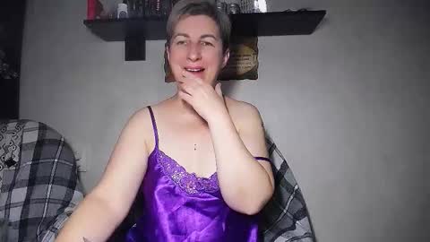 miss_tasha_kom online show from 10.17.25