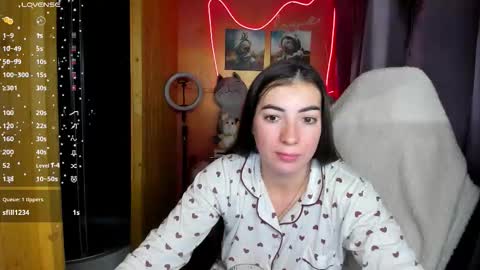 Snapshot of miss_tasy chatting on 10.02.25 Melanie January 15th is my birthday there will be an interesting show online show from 10.02.25